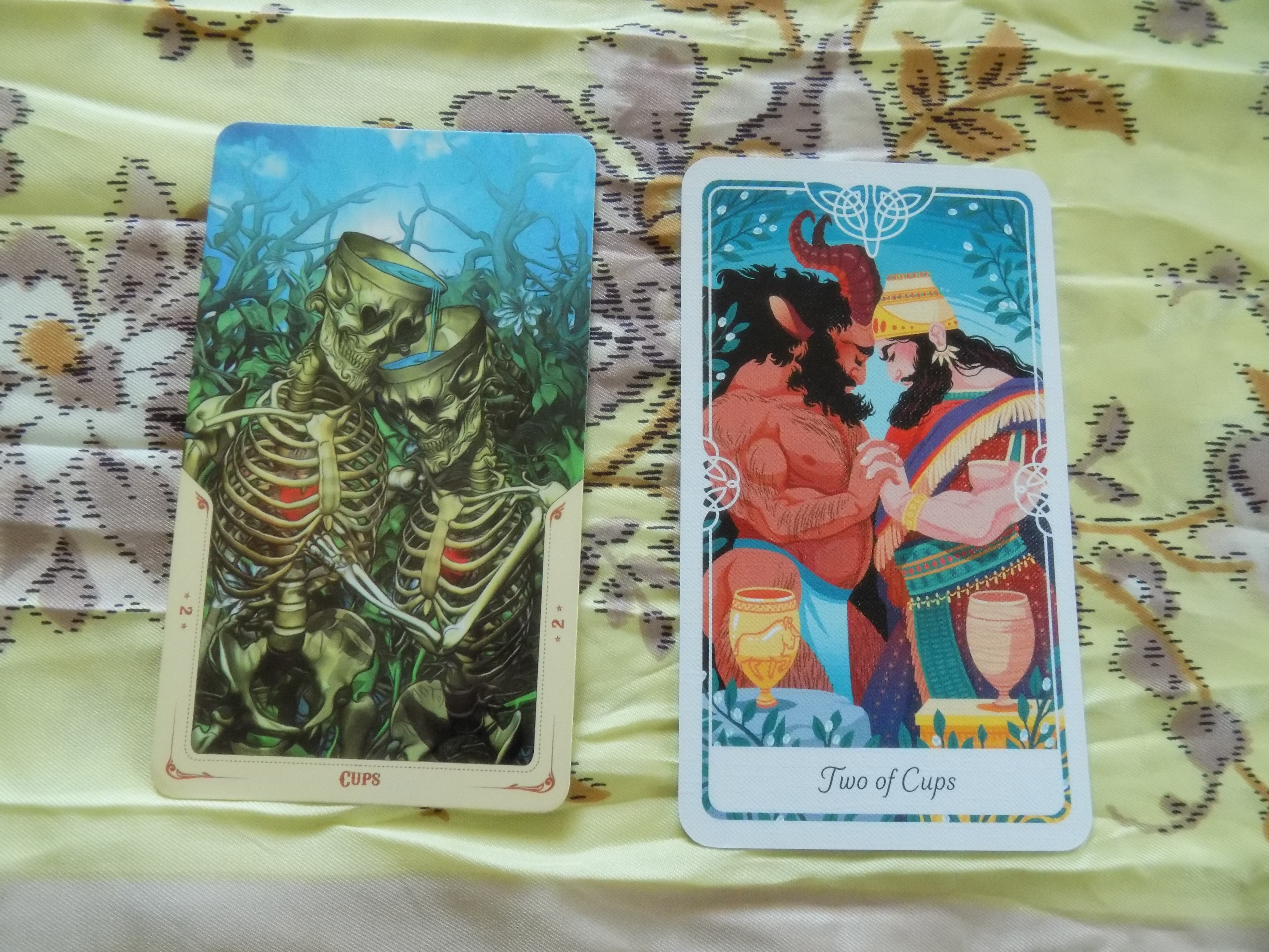 Tarot Comparo: Two of Cups